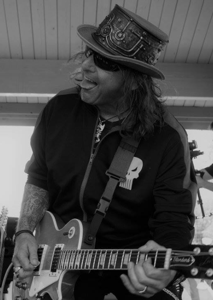 BJ Korona Trio Photo